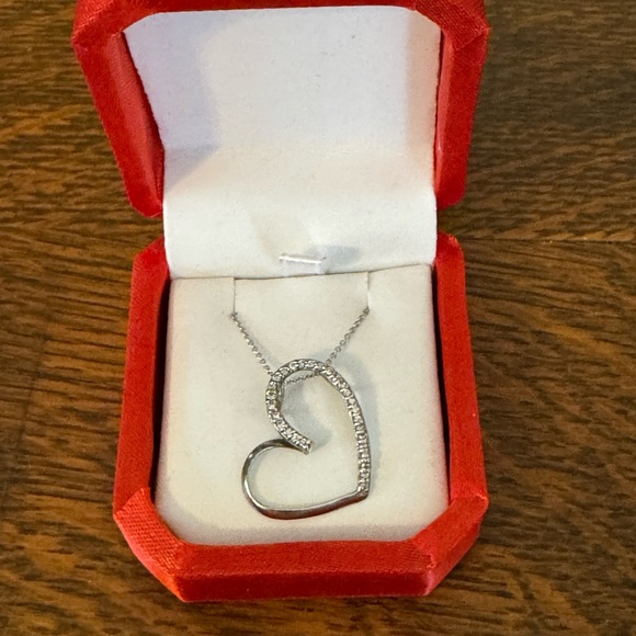 Silver Heart Necklace - Picture 5 of 5